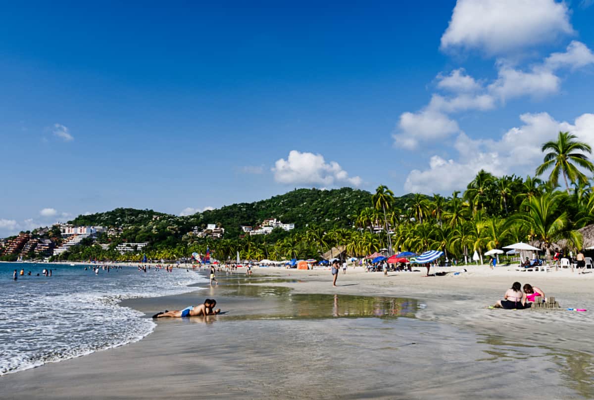 10 Best Beaches in Zihuatanejo and Ixtapa Mexico